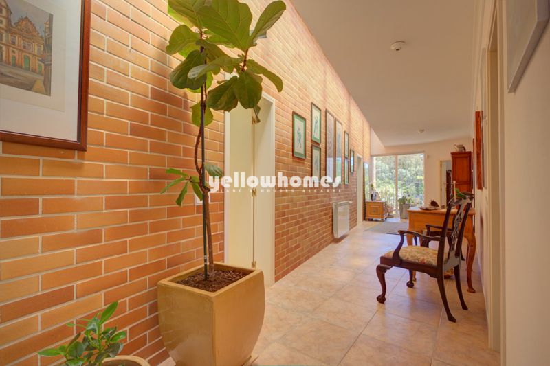 Detached 4 bedroom property on a large, private plot near Loule